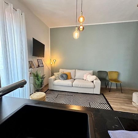 Design Home At Garda Lake Desenzano del Garda Buitenkant foto
