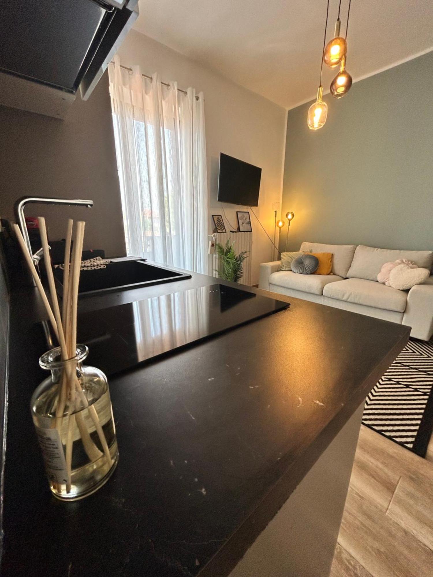 Design Home At Garda Lake Desenzano del Garda Buitenkant foto