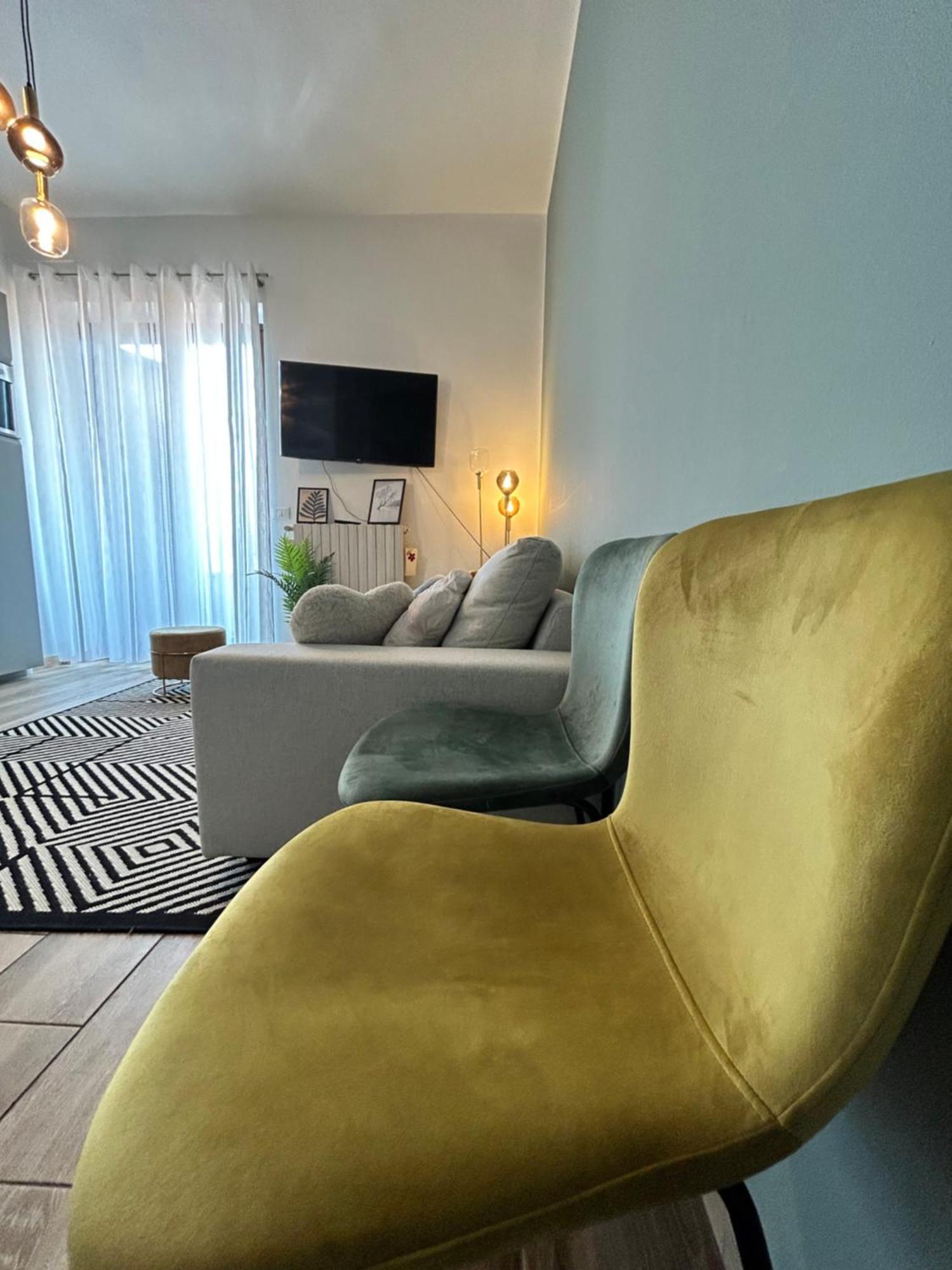 Design Home At Garda Lake Desenzano del Garda Buitenkant foto